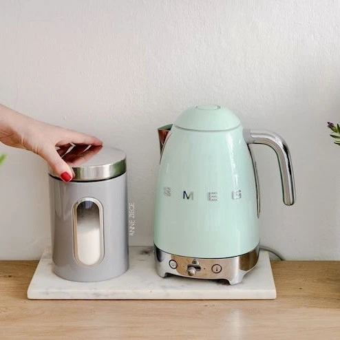 Ấm siêu tốc SMEG KLF04PGEU Pastel Green 1,8L 2400W màu xanh mint có chỉnh nhiệt độ