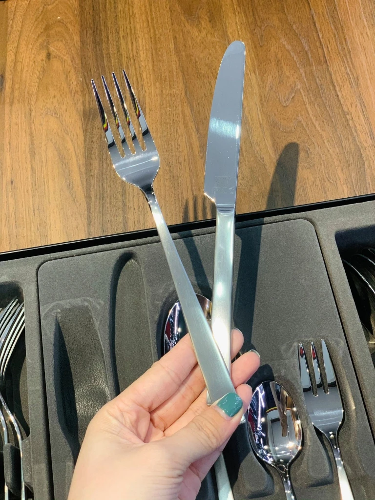 Bộ dao thìa dĩa Zwilling Roseland 60 món