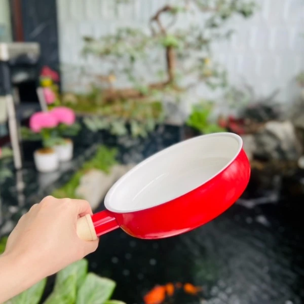Chảo chống dính Ceramic Todaii cán gỗ 18cm