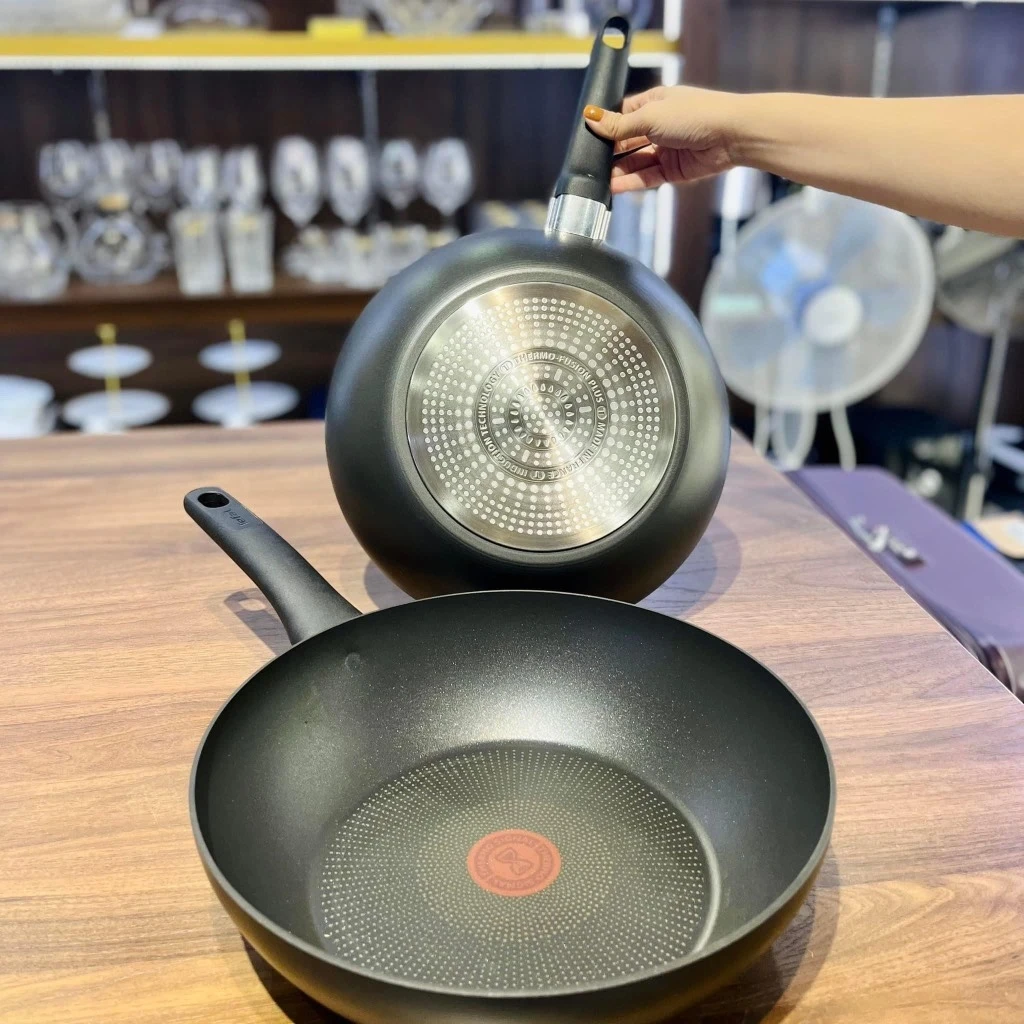 Chảo chống dính sâu lòng Tefal Ultimate 28cm - Made in France