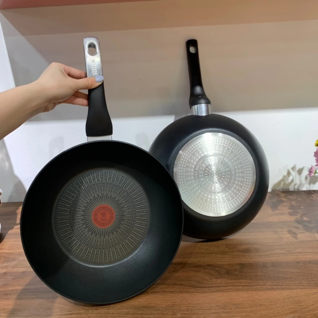 Chảo chống dính sâu lòng Tefal Unlimited 28cm