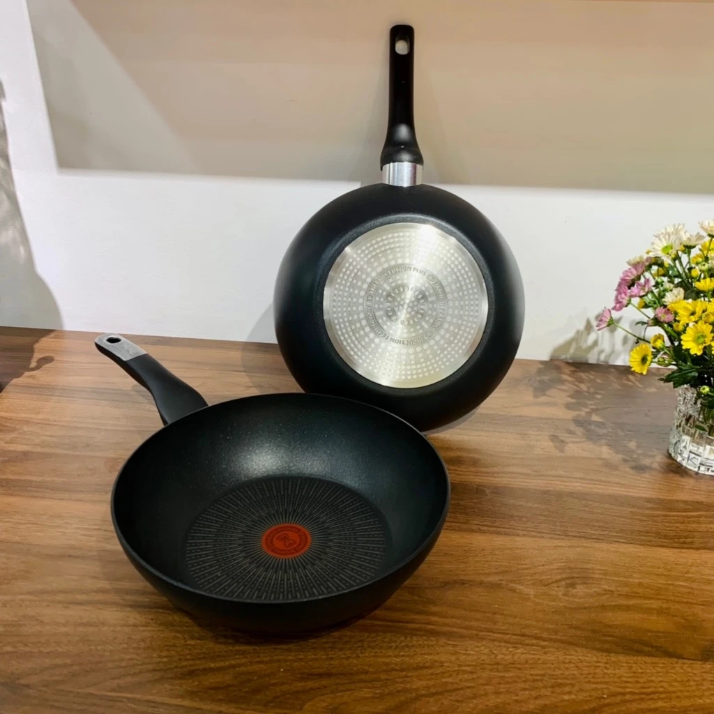Chảo chống dính sâu lòng Tefal Unlimited 28cm