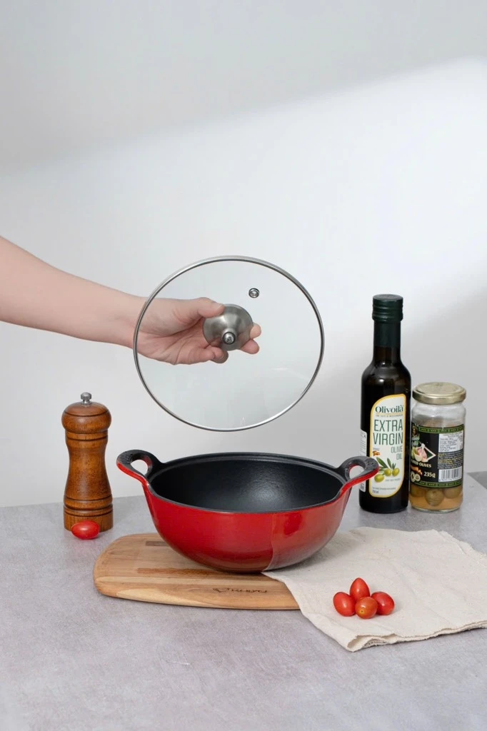 Chảo gang đúc Oceno 20cm sâu lòng màu đỏ (có nắp)