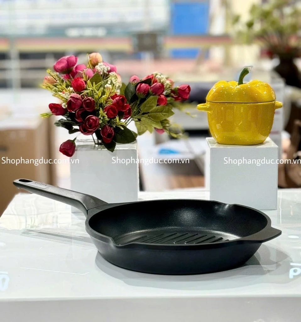 Chảo nướng chống dính Tefal Robusto 26cm có miệng rót