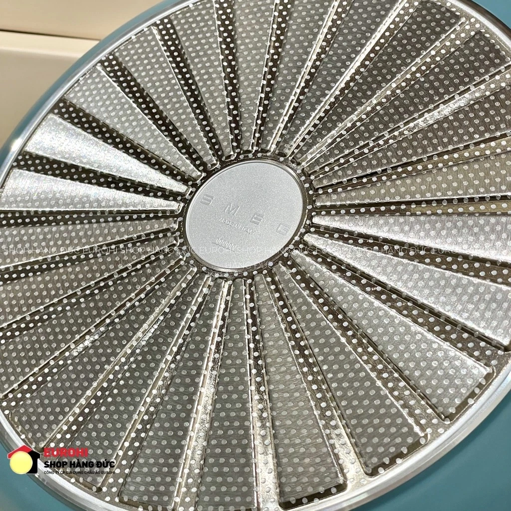 Chảo rán SMEG FPF2802EGM 28cm màu xanh ngọc