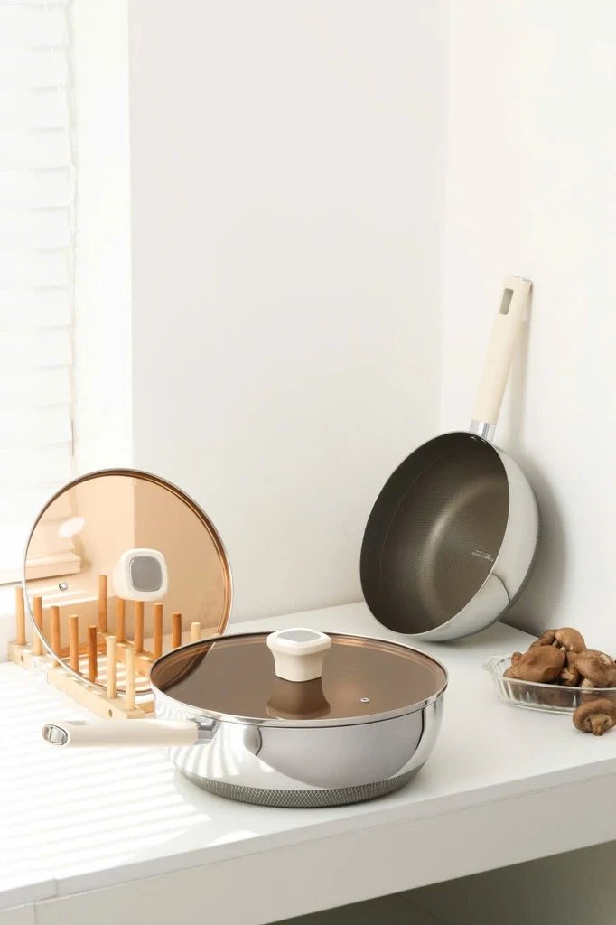 Chảo sâu lòng Haatz Titanium Aura 28cm HTA828