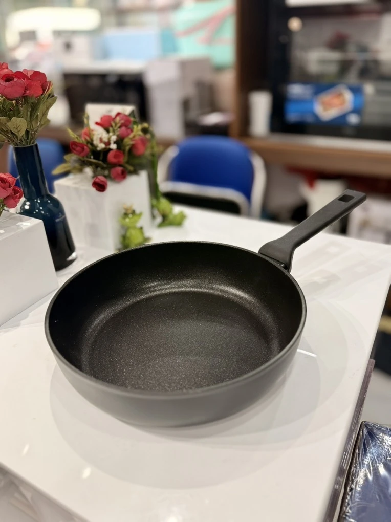 Chảo sâu lòng Titan Pro Double Sambonet 24cm