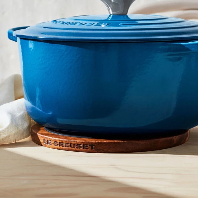 Lót nồi từ tính Le Creuset Acacia 20cm