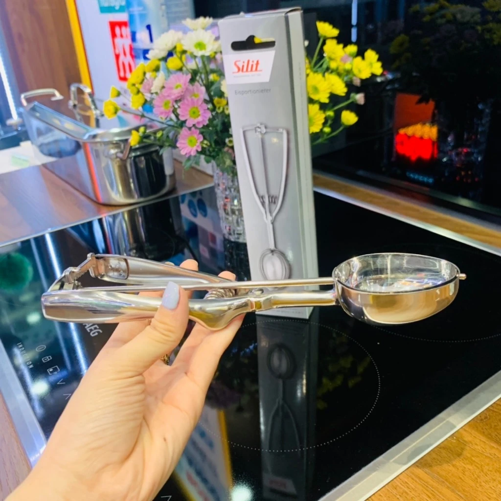 Muỗng múc kem Silit inox hình Oval