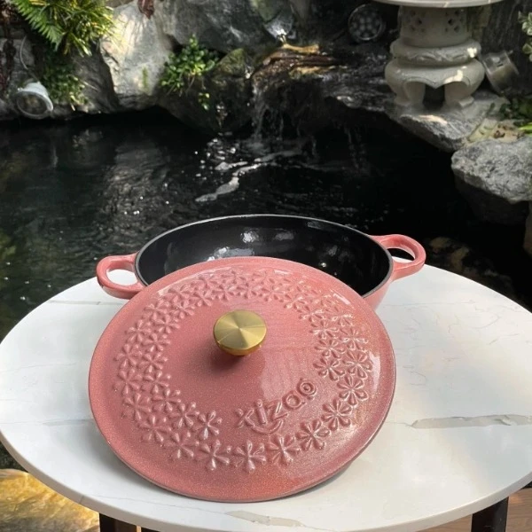 Nồi chảo gang Xizao 22cm nắp hoa nhũ hồng