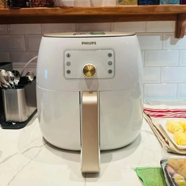 Nồi chiên không dầu Philips HD9870 màu trắng