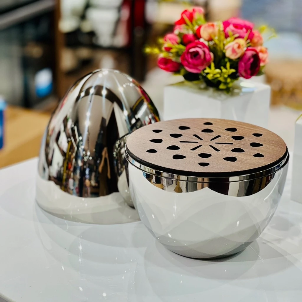 Quả trứng đựng dao thìa dĩa 24 món