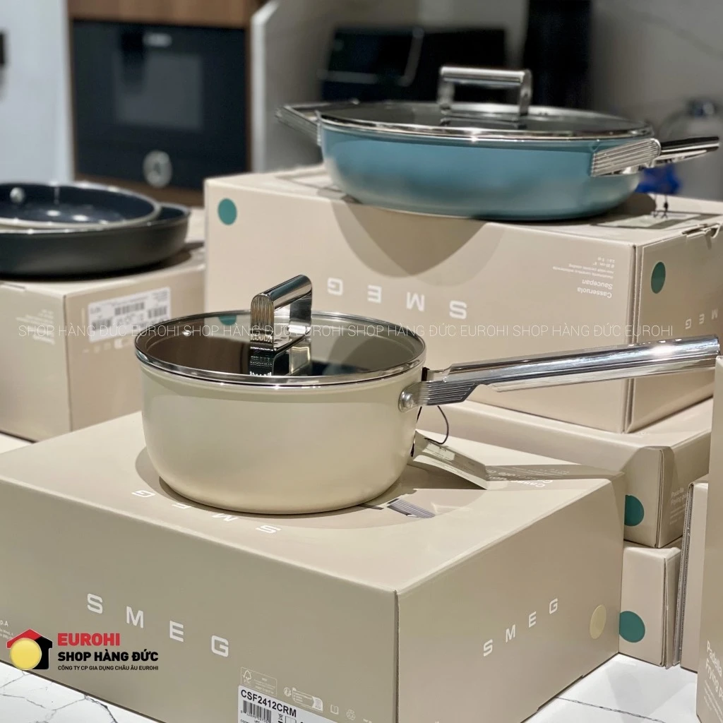 Quánh SMEG SPF2012CRM 20cm màu kem (vung kính)