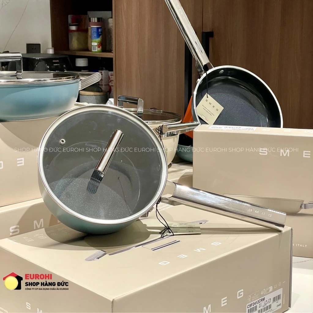 Quánh SMEG SPF2012EGM 20cm màu xanh ngọc (vung kính)
