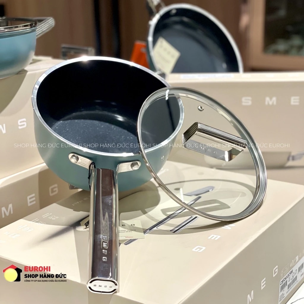 Quánh SMEG SPF2012EGM 20cm màu xanh ngọc (vung kính)