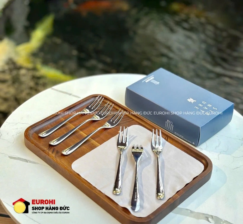 Set 6 dĩa bánh WMF Merit Cromargan Protect (1140646345S)