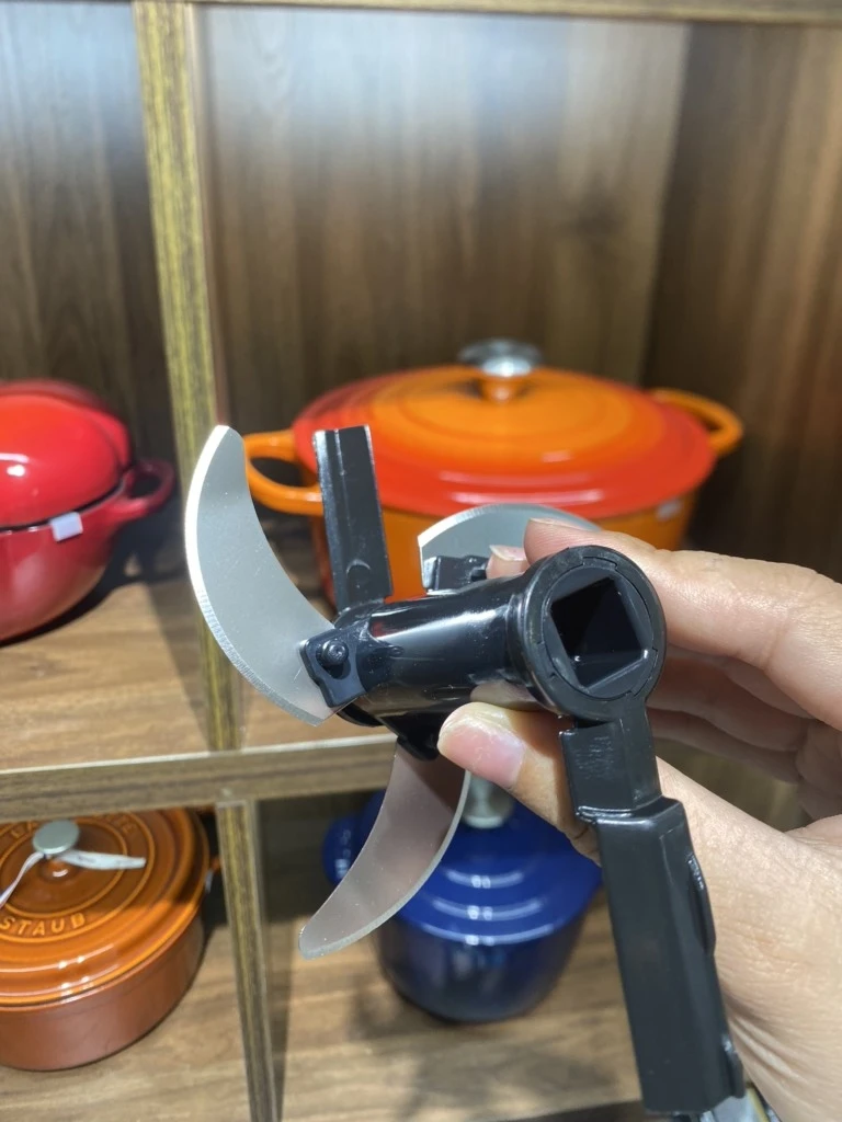 Xay thực phẩm Zuhause 1000ml đen