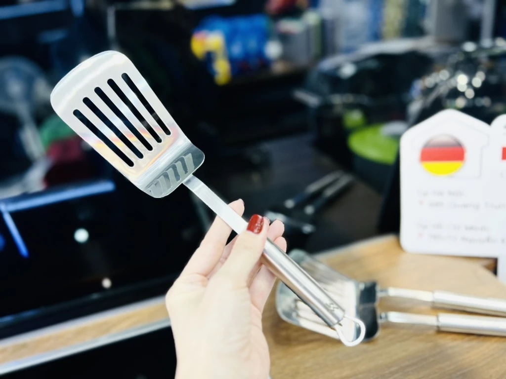 Xẻng nấu ăn inox WMF Turner
