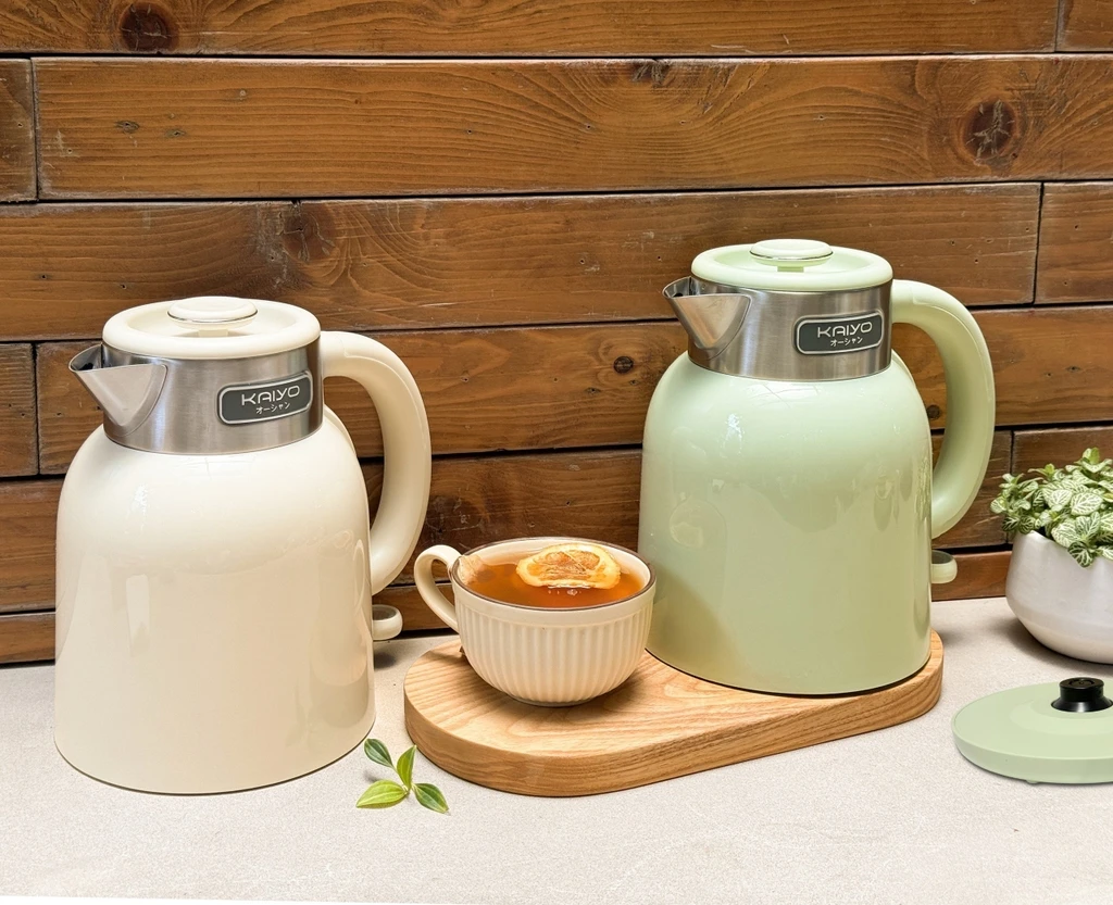 Ấm siêu tốc 2 lớp cooltouch 1,5L Kaiyo màu xanh mint