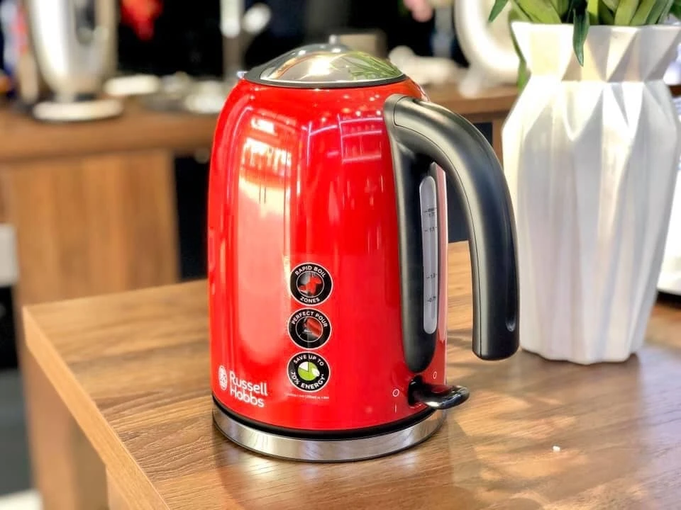Ấm siêu tốc Russell Hobbs 20412-70 (màu đỏ)