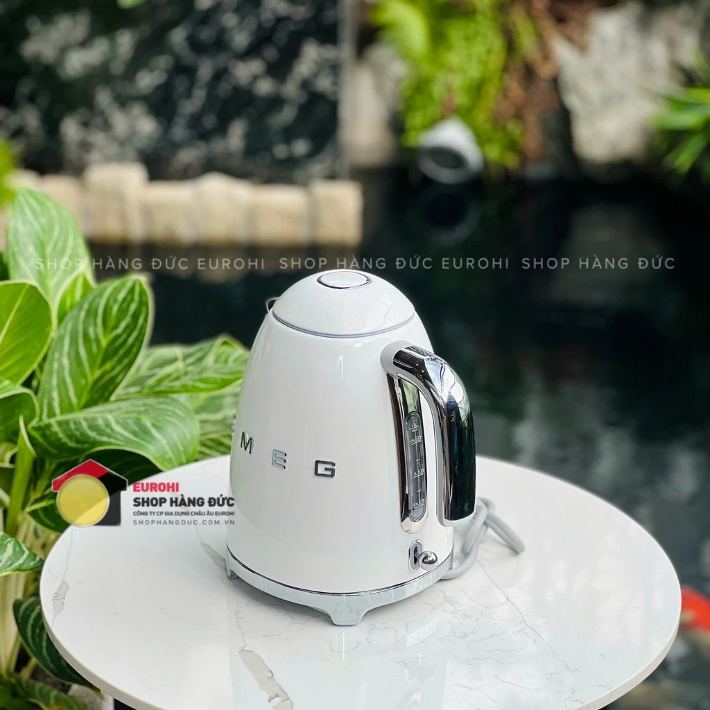 Ấm siêu tốc Smeg KLF03WHEU White 1,7L màu trắng