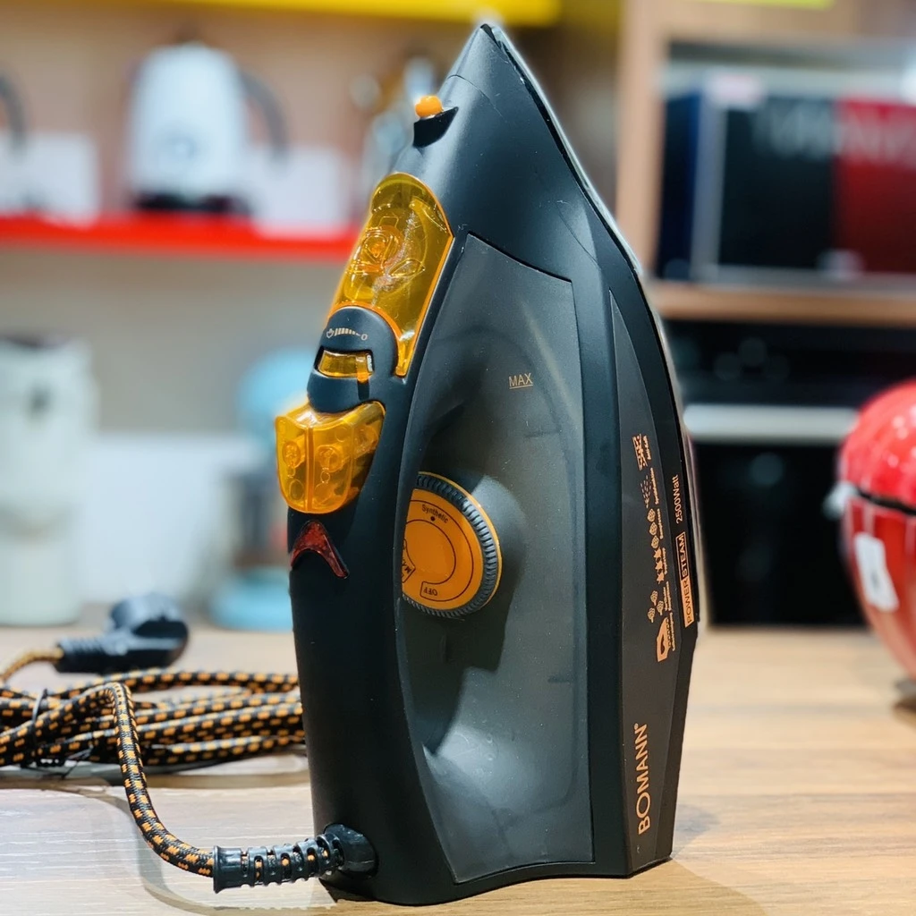 Bàn là hơi nước Bomann DB784 CB 2500W