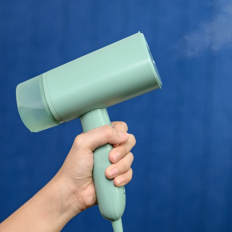 Bàn là hơi nước cầm tay Philips STH3010/70