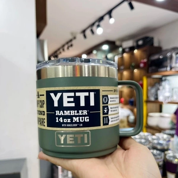 Cốc giữ nhiệt Yeti Rambler 14oz có quai màu xanh bộ đội