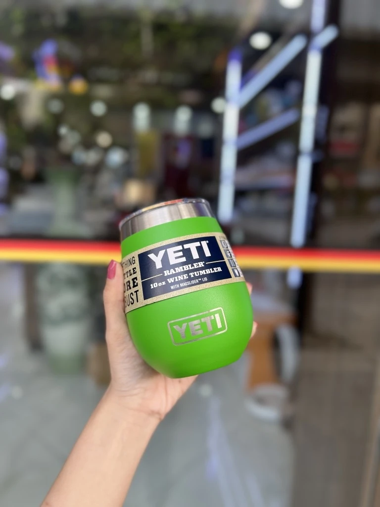 Cốc giữ nhiệt Yeti Wine 300ml Canopy Green hình trứng màu xanh lá