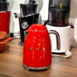 Ấm siêu tốc SMEG KLF03RDEU Red 1,7L 2400W màu đỏ