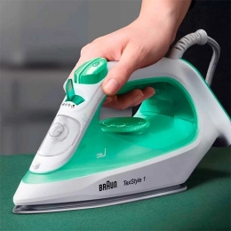 Bàn là hơi nước Braun SI1104