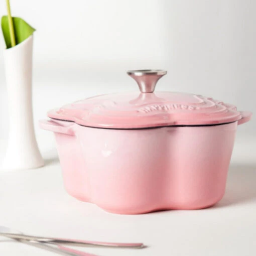 Nồi gang hoa Happiness 20cm 2,6L